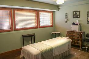 Meadow Lake Resort & Condos