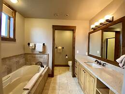 Meadow Lake Resort & Condos