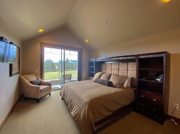 Meadow Lake Resort & Condos