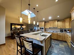 Meadow Lake Resort & Condos