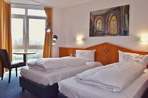 Palazzo Hotel