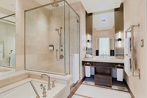 Sofitel Montreal Golden Mile