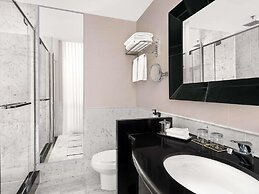 Sofitel Montreal Golden Mile