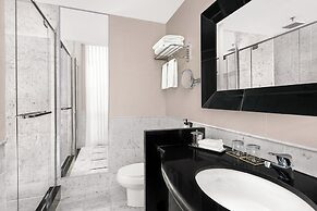 Sofitel Montreal Golden Mile