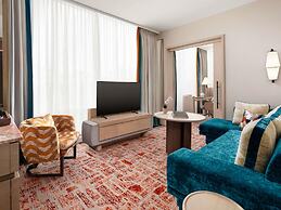 Sofitel Montreal Golden Mile