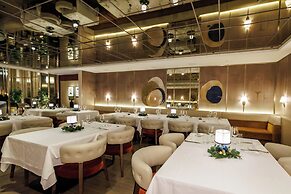Sofitel Montreal Golden Mile