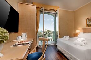 Hotel De Londres