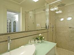 Villa Athena Resort