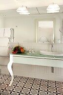 Villa Athena Resort
