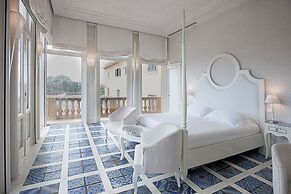 Villa Athena Resort