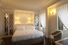 Villa Athena Resort