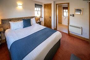 The Oak Tree Inn