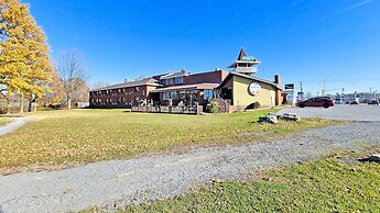 Ramada by Wyndham Arnprior