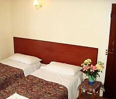 Regency Court