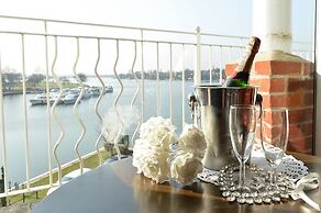 Wherry Hotel