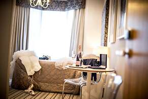 York House Hotel