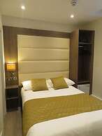 Glendale Hyde Park Hotel
