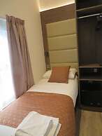 Glendale Hyde Park Hotel
