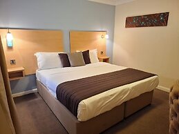 Borough Arms Hotel