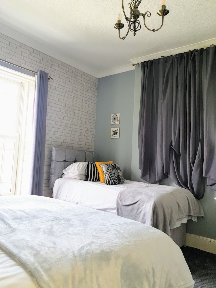 Meadowsweet Hotel