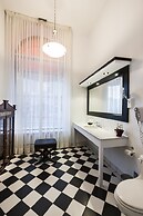 LHotel Montreal