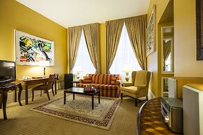 LHotel Montreal