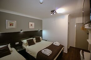 Charing Cross Hotel