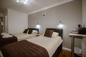 Charing Cross Hotel