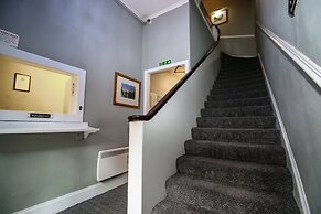 Charing Cross Hotel