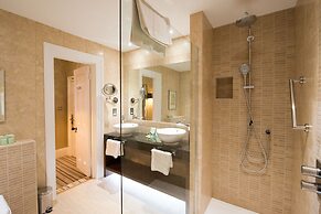 Burlington Hotel, Best Western Premier Collection