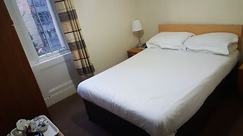 McLays Guest House