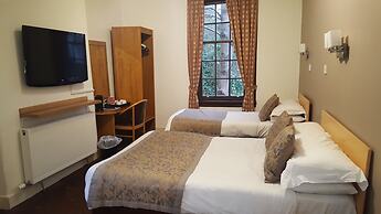 McLays Guest House