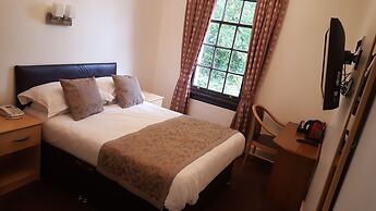 McLays Guest House