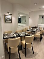 Hotel La Place
