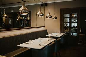 The Croft Hotel