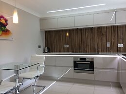 Hollies Hotel