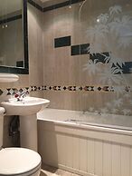 Brompton Hotel
