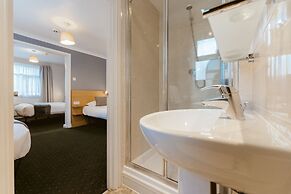 Star Hotel