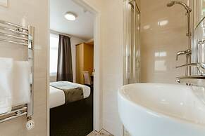 Star Hotel
