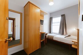 Star Hotel