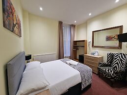 Hotel 65