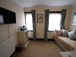 Pilgrims Hotel