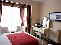 Pilgrims Hotel