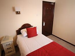 Pilgrims Hotel
