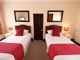 Pilgrims Hotel