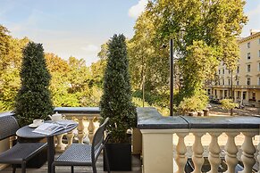 Eccleston Square Hotel