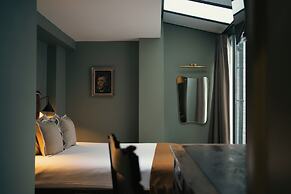 Georgian House Hotel