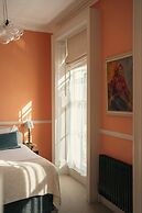 Georgian House Hotel