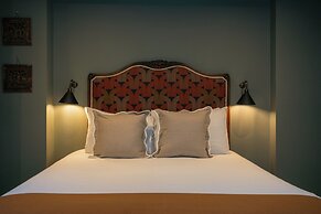 Georgian House Hotel