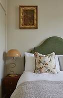 Georgian House Hotel